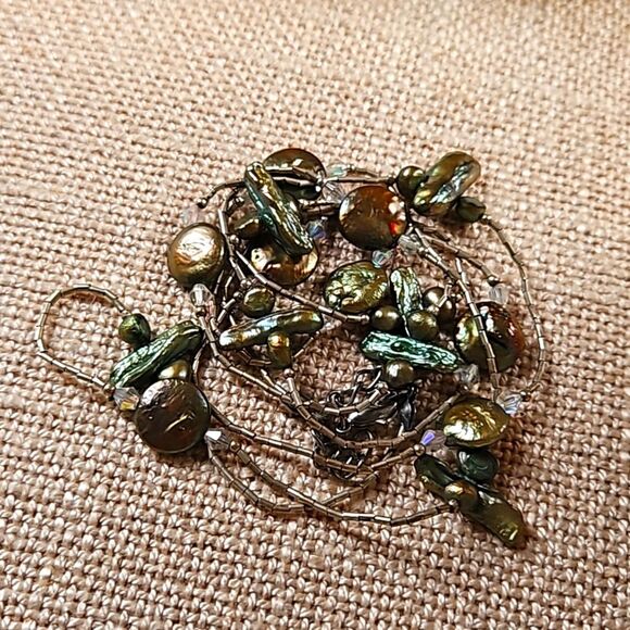 Long 40" Liquid Silver, Crystal and Pearlized Shell Necklace - Iridescent Green - Picture 7 of 8